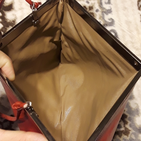 ROBERT BESTIEN - Picture 7 of 8